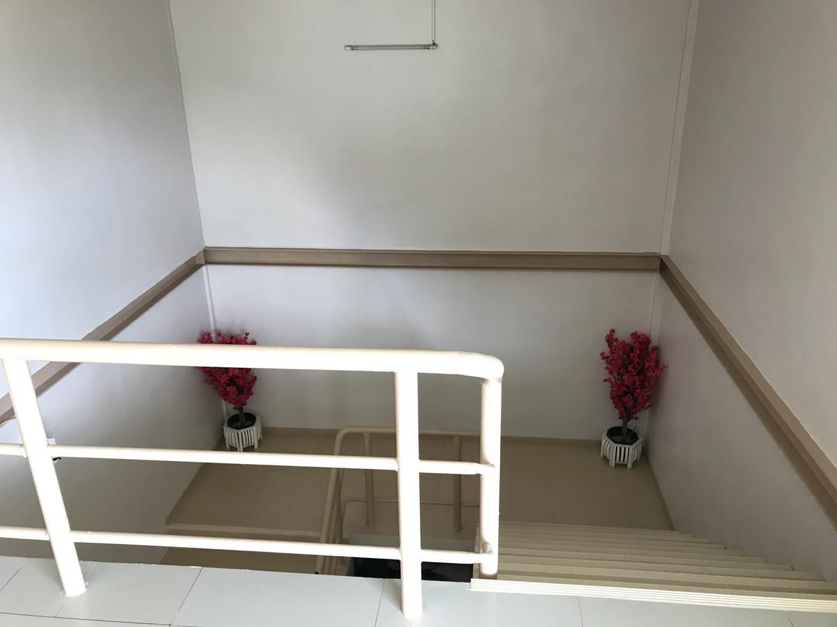 B Place Guesthouse 피피섬 외부 사진