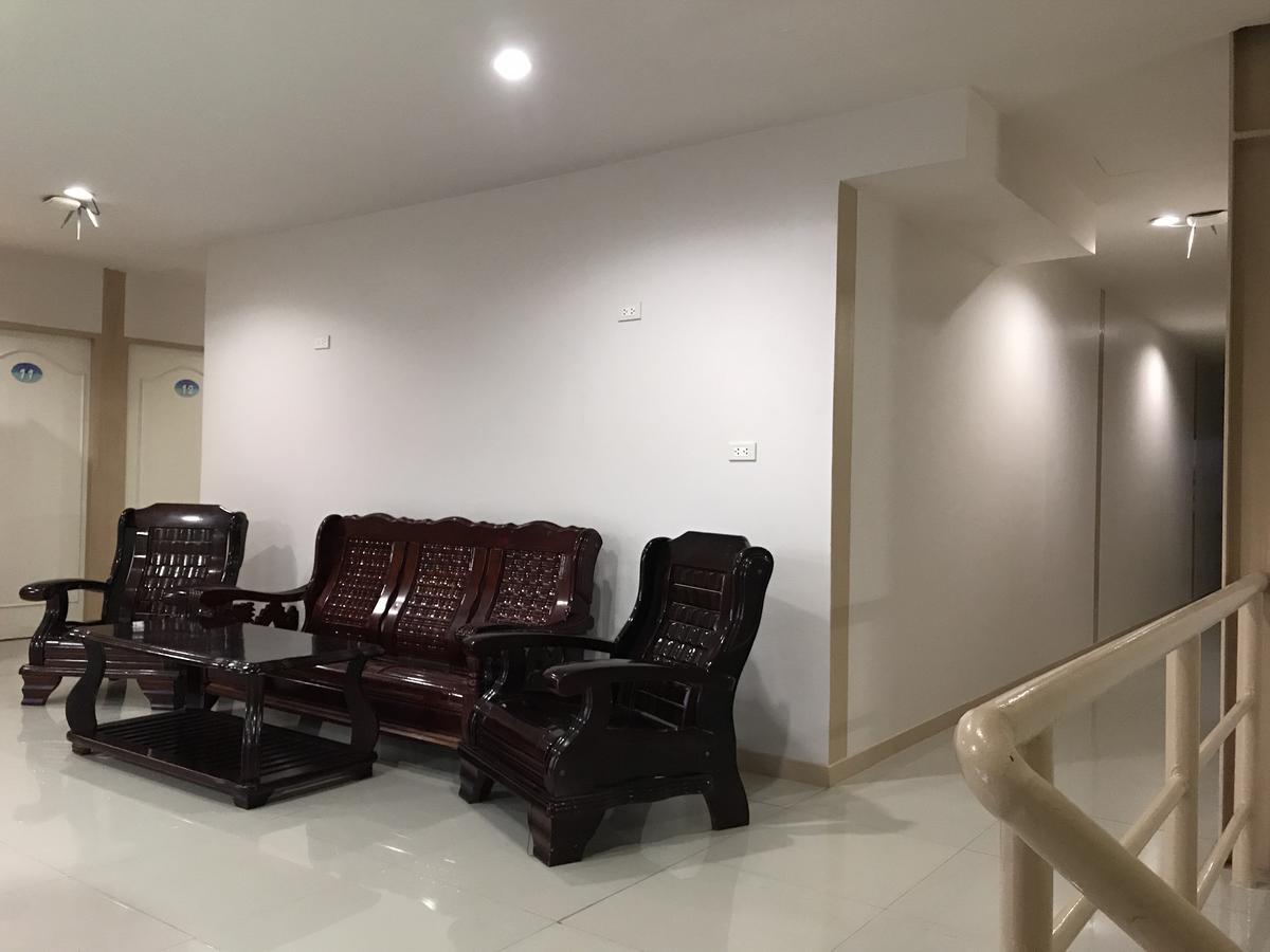 B Place Guesthouse 피피섬 외부 사진
