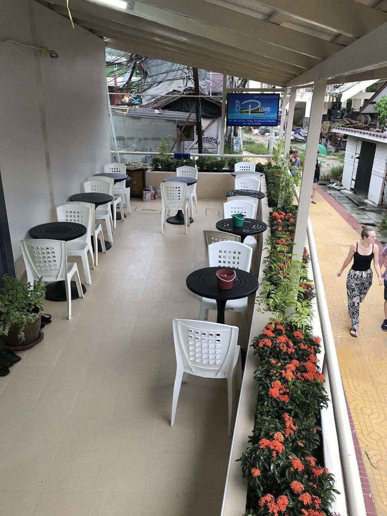 B Place Guesthouse 피피섬 외부 사진