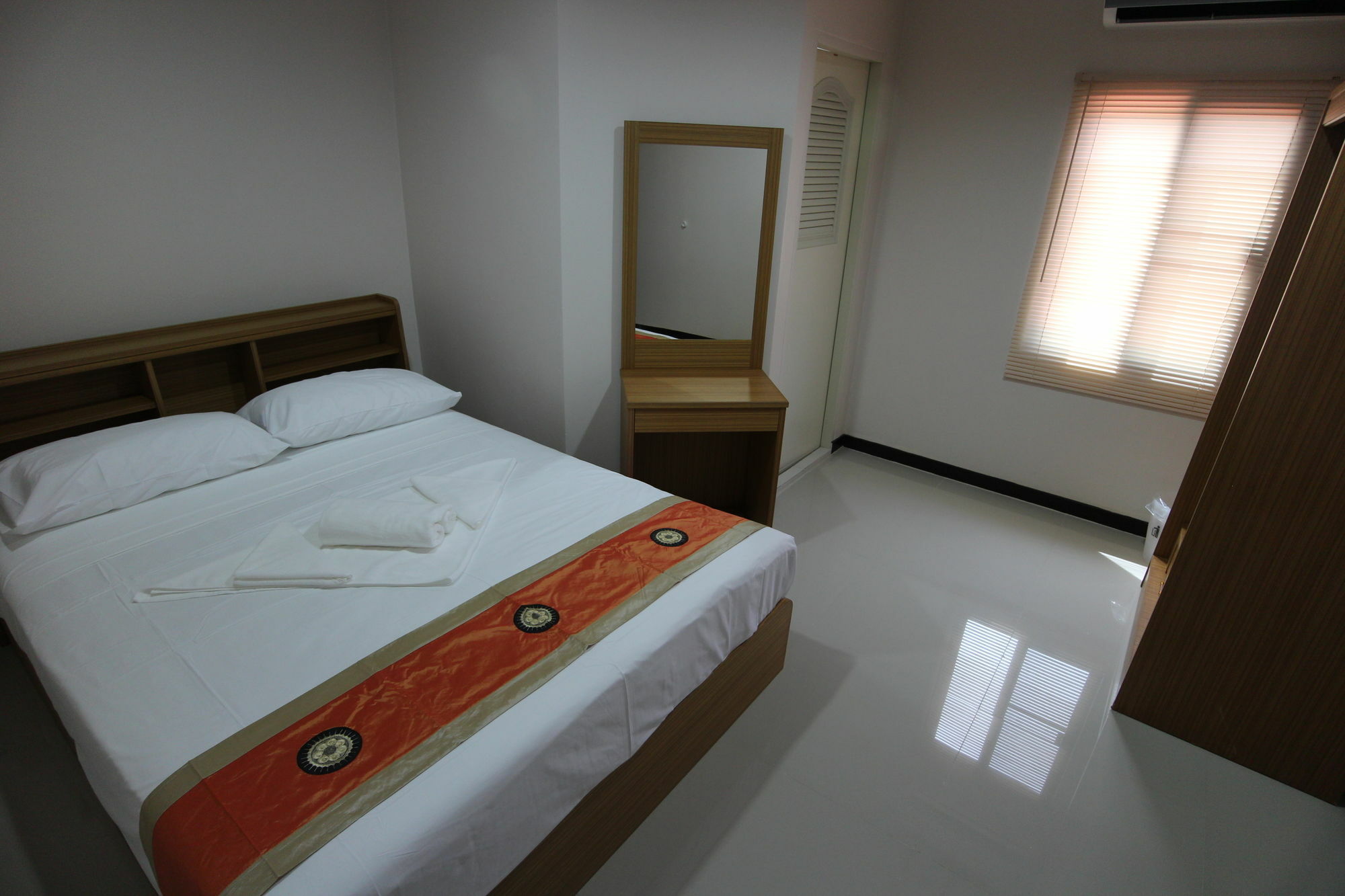 B Place Guesthouse 피피섬 외부 사진