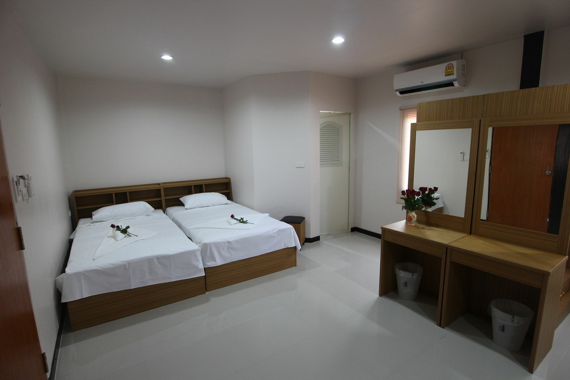 B Place Guesthouse 피피섬 외부 사진