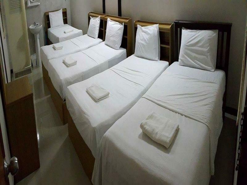 B Place Guesthouse 피피섬 외부 사진