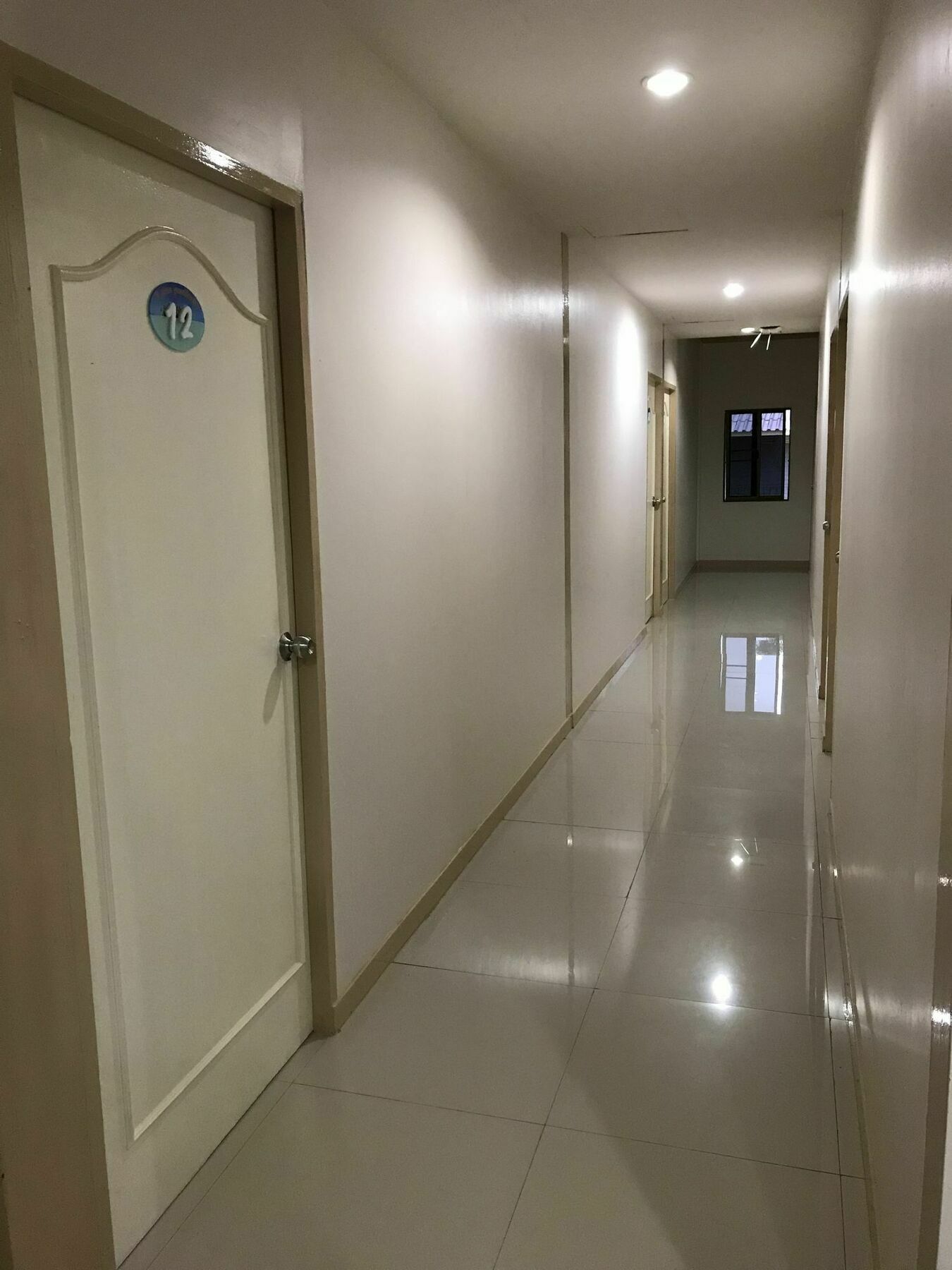 B Place Guesthouse 피피섬 외부 사진